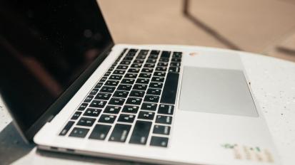 Használt laptop – üzleti és oktatási igényekre szabva cover